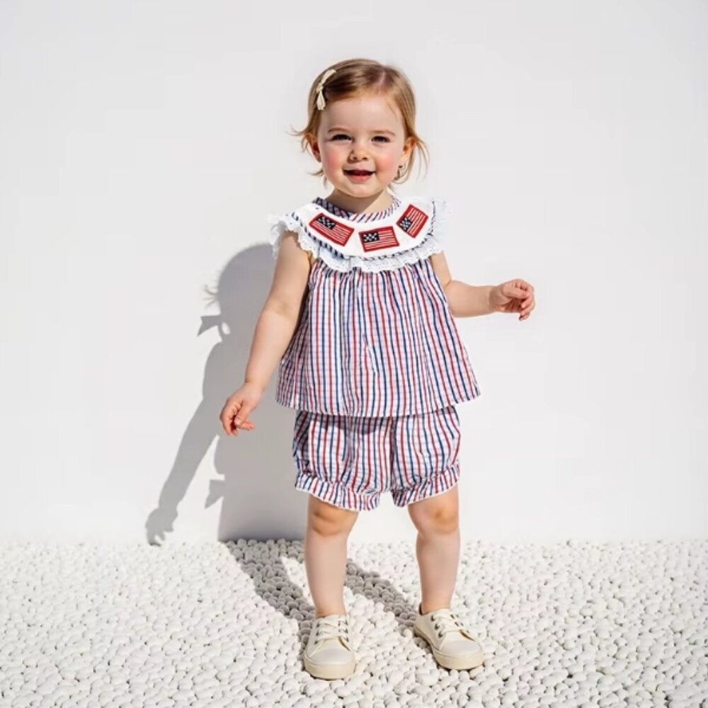 4th of July Patriotic Girls Smocked Flag Tunic Bloomers Outfit Set - Picture 6 of 7